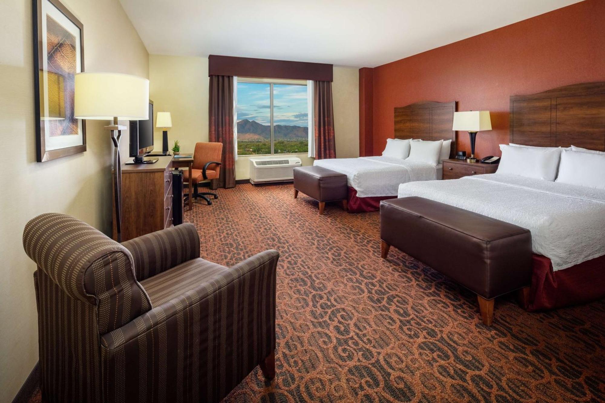 Hampton Inn & Suites Scottsdale At Talking Stick Экстерьер фото