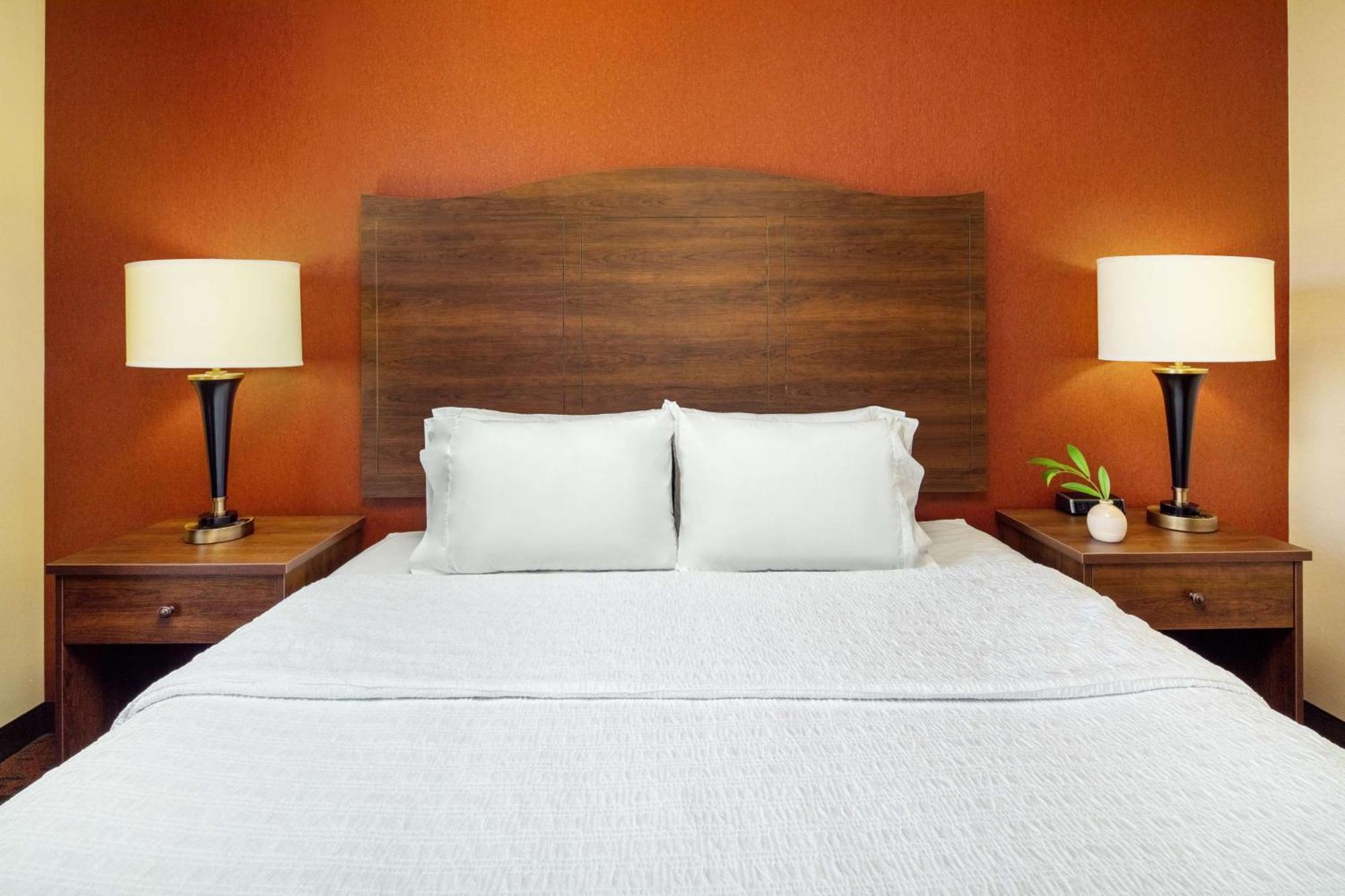 Hampton Inn & Suites Scottsdale At Talking Stick Экстерьер фото