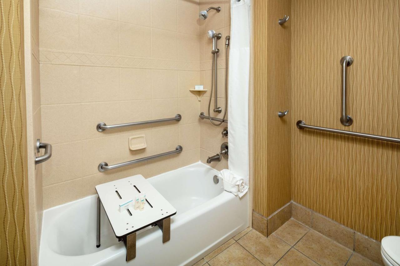 Hampton Inn & Suites Scottsdale At Talking Stick Экстерьер фото